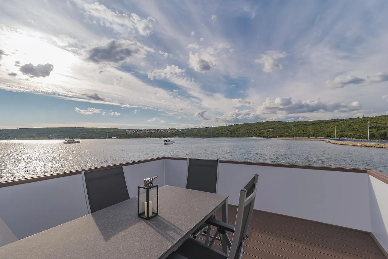 Apartment Floating Holiday Home Punat Croatia