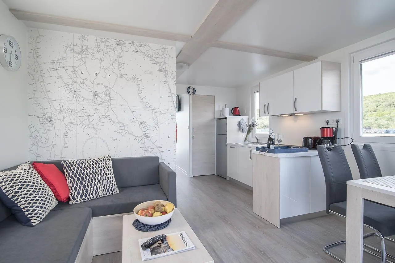 Floating Holiday Home Punat Apartment