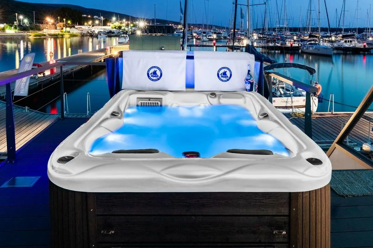 Floating Holiday Home Punat Croatia